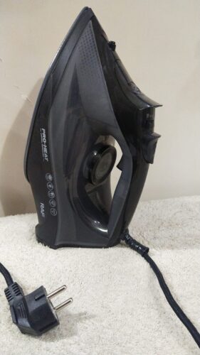 Electric Steam Iron & Dry Iron R.1116B - Vertical Steaming - 450mL 2200W photo review